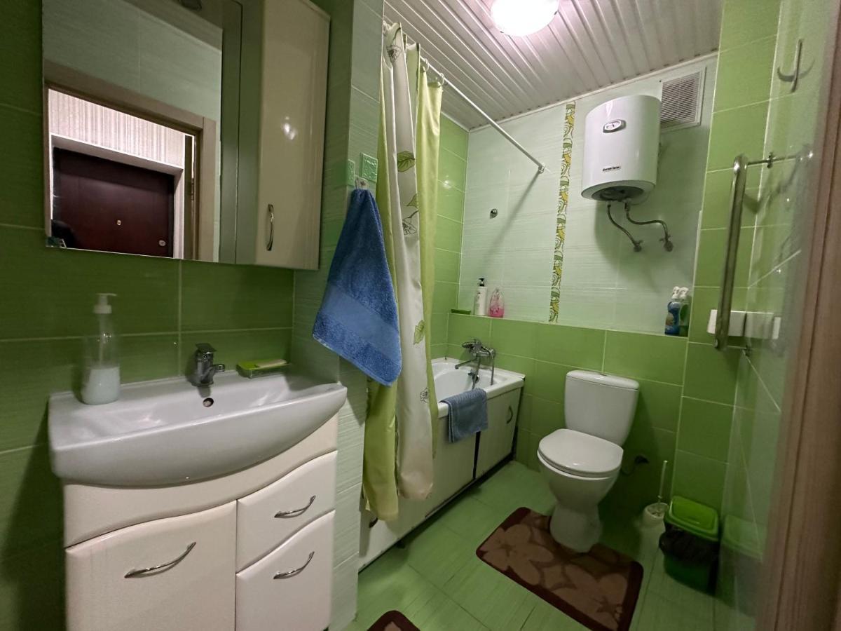 One-Room Apartment Opposite Almaty Airport Turksib Exterior foto