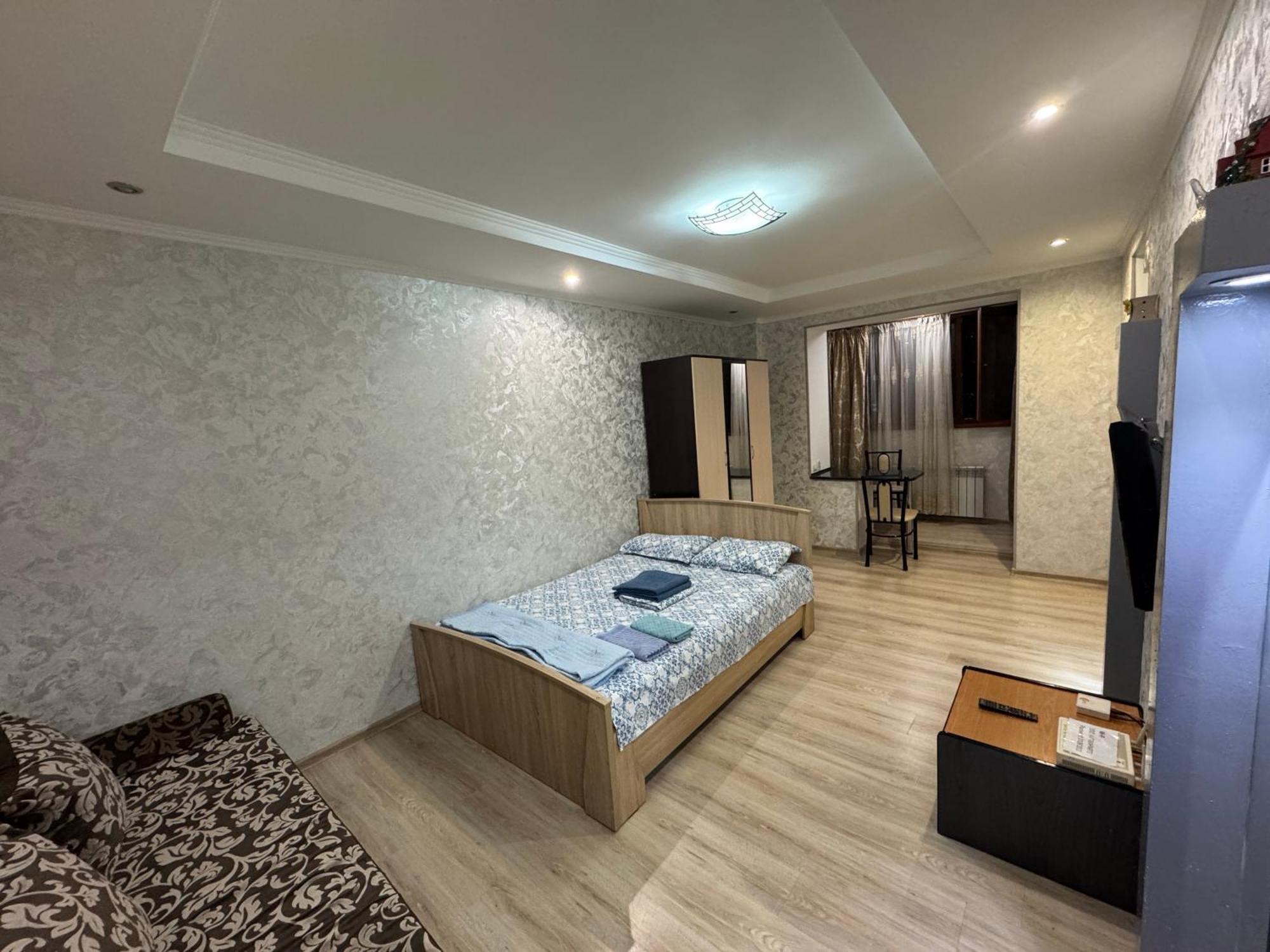 One-Room Apartment Opposite Almaty Airport Turksib Exterior foto